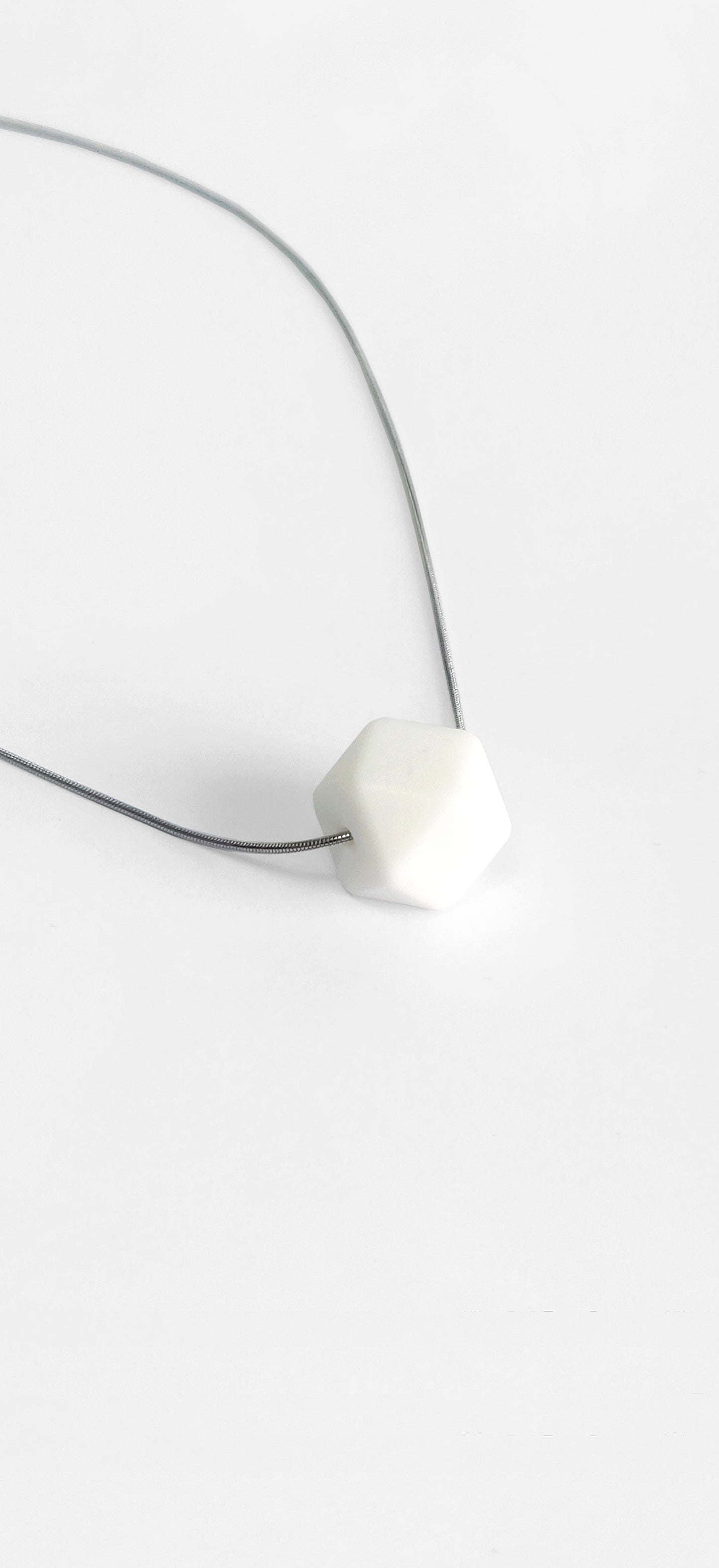Collier anti-stress _ Blanc
